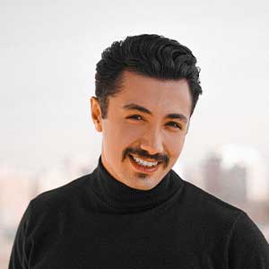 پویا صراف زاده